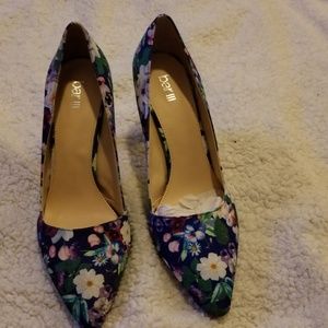 Floral heels